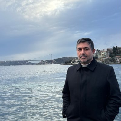 Avcılar Ak Parti Yönetim Kurulu Üyesi. Türk Devletleri İle İlişkiler Birim Başkanı. Geçmiş Dönem Sivas Dernek Başkanı