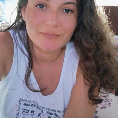 FGladivanda's profile picture. “E no final, tudo o que eu aprendi foi a ser forte sozinha." 💪