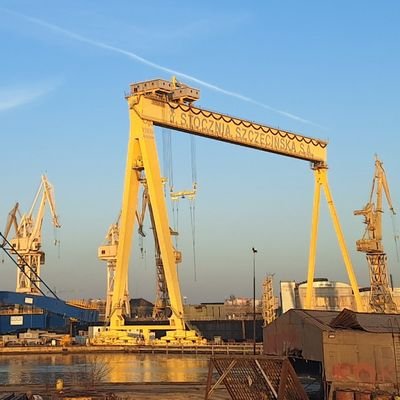 Rodowity Szczecinianin,
Pogoń Szczecin zawsze w sercu.
Szczęśliwy mąż i tata👨👩👦👦