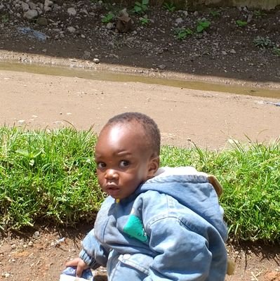 AmbonisyeM40712's profile picture. 