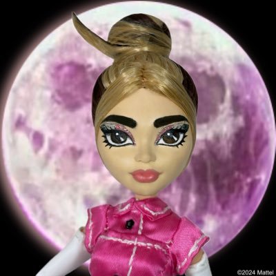 šššš¤ doll collector & customizer // he/him //š§āāļø Monster High, EAH, Barbie⦠šøļø // insta: serghouls