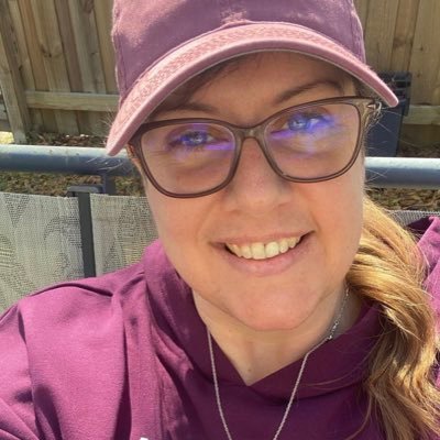 JenniferWh73487's profile picture. 