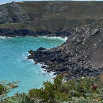 AlyCola97's profile picture. 