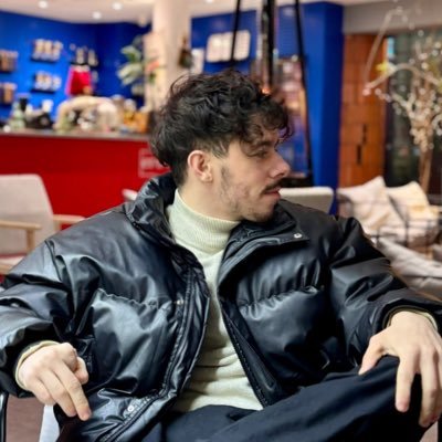 Laoulaou2's profile picture. Helping businesses scale smarter with AI 🚀
