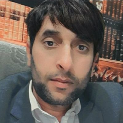 Zakichaudhry9's profile picture. See. Think. And do differently.