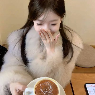 JJYU2HN's profile picture. Because Of You —  ^_−☆