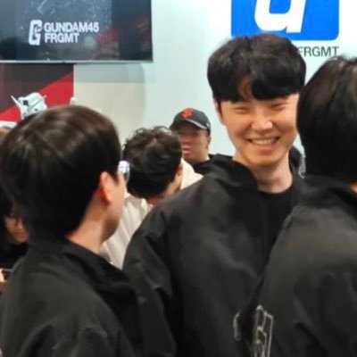craziest kiichokiin enjoyer genwin genwin genwin (˶◜ᵕ◝˶) #기인 ♡ #제우스