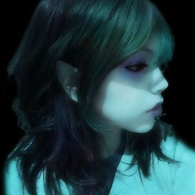 world eater, rundown cult leader. used to be pixelatecatgirl but opps got me