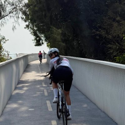 Jessica1_Sweet's profile picture. She lights up every day with her passion and turns ordinary days into poetry🎃🎃