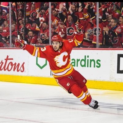 khumphries1's profile picture. 