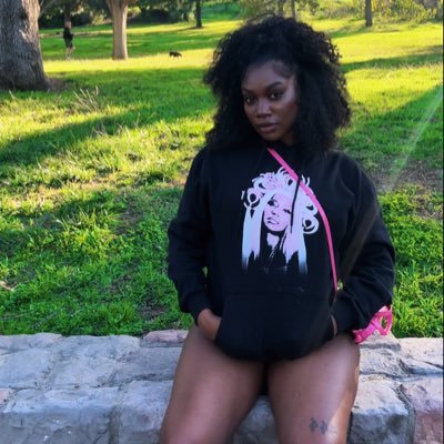 IT’S DA BIGGEST 🦄🎀👑 Generous Queen & peacemaker 🪷 | 👑NM invited me up on SH 11/2/24 | Løci & PF Nails winner 👟💅🏾