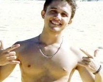Feio,Carinhoso,Chato , Ciumento,Idiota e Muito Otario ! SOU GOSTOSO CARAI (66' ㅤㅤㅤ@_Laaaaah_ ♡