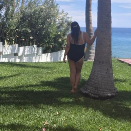 _Awkward01_'s profile picture. 🫐Living la dolce vita, Life couldn't get much sweeter,
Don't you give me a reason, That it's not the right season🫐