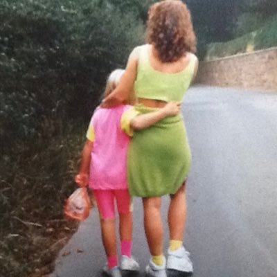demented but fabulous, loves life, family, friends and dancing. cup overflowing type of lady & nhs veteran. mum to @hattie_batty Bunting my passion!