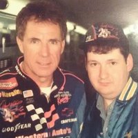 DW Fan (@allwaltrip) 's Twitter Profile