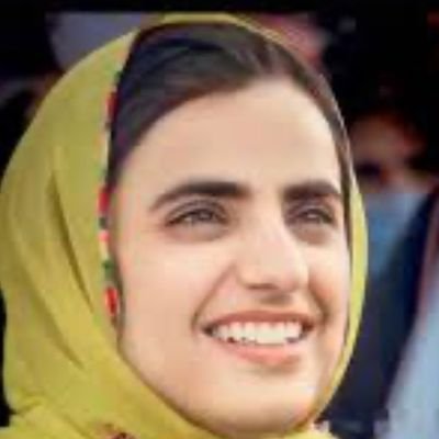 (دستم بوی گل میداد، مرا به جرم چیدن گل محکوم کردند. اما هیچکس فکر نکرد که شاید من یک گل کاشته باشم)
برای ازادی زینب جلالیان و پخشان عزیزی