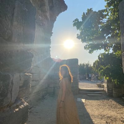 Aleynadokumcu's profile picture. 