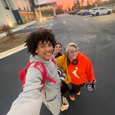 bbmom_13's profile picture. 