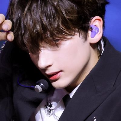 Neokyo ヒュニンカイ TXT・HUENINGKAI、圧倒的ビジュアルで