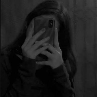 Mitalii33's profile picture. 