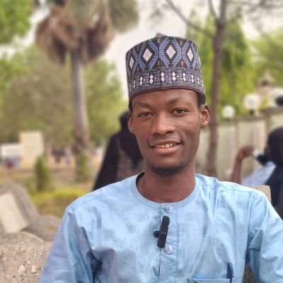 itz_hassanjah's profile picture. #Full stack JavaScript developer, Abusite , friendly, muslim 💯💯 , { code}⌨
open for business 👌