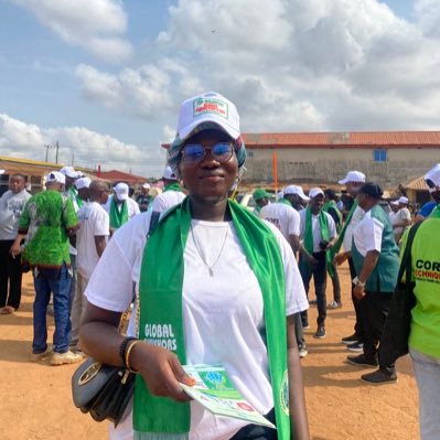 TeeEefKayTee's profile picture. I live a life to impress my creator not the creation// Striving Muslimah 🧕📿// Regular Surveyor 🔭 💻// Unregular Seamstress✂️ 👗// D.M let talk business 💯✌