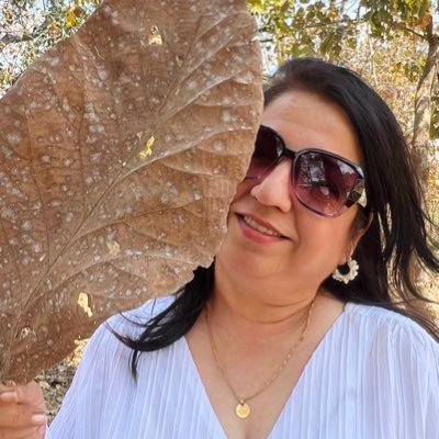 Chk my 2nd book https://t.co/XA49VZWMo3… Motivationalblogger Freelance Content writer 🖊 Jugaadu chef 👩🍳 Zealous 🧳 Traveller 📚 Bookworm, 🎶 Counselor