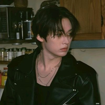 ice_creeam06's profile picture. reclamo e surto com kpop, livros, crochê e au's.                     
                                                       
✿multistan✿

@anesiacessorios