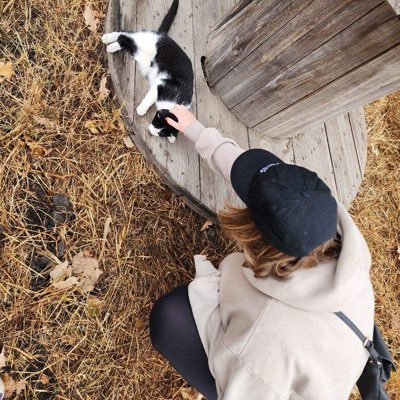 lynxxmariee's profile picture. indoor cat | she/her