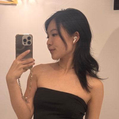 cheekychain's profile picture. 5y Prod Design | Founder & Studio Lead @syuenart | Web3 Explorer