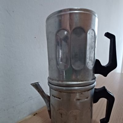 Seguimi e ti Seguirò! Sono un libero pensatore, lieto di confrontarmi con chi non ragiona a senso unico, ma usa il senso critico in ogni occasione! Good Coffee!