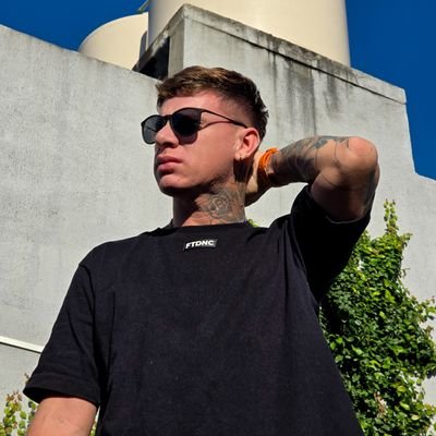 maticosentino86's profile picture. Soy un acróbata demente...