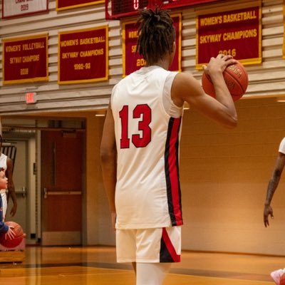 Meech⛹🏽♂️ Profile