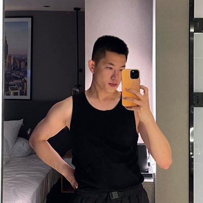 Urty031's profile picture. 180 75 🍆持久💎 全能 On Prep 不玩小蓝 ，加微Urty031  门槛168🧧