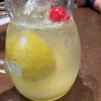 春から中央学院大学現代教養学部に入る者です。 お友達作りたいです。新中央学院生の方、先輩などフォローよろしくお願いします。