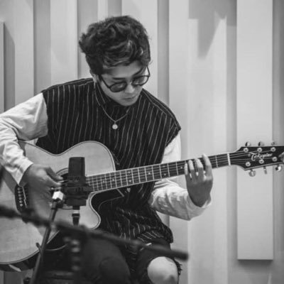Silly Rocker. 🎸Bass for GAPPERs / The Winking Owl @two_japan (On break) / Instagram➡️ https://t.co/GOkCrw2kC4