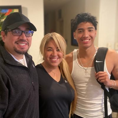 Tencia16's profile picture. 