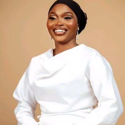 Product Manager| Biochemist| Quality Assurance Manager| Analyst| Student Politician| Writer| Fashion Designer|
CHELSEA💙