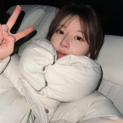 zhanghaoluvrr's profile picture. i don't care if something good happened to you it should have happened to zhang hao