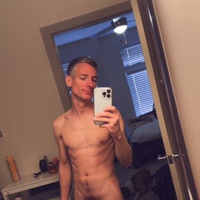 NSFW. 18+ Just taking some pics and making some videos. Aspiring content creator. Anyone want to join me?? CB model. https://t.co/U58zFbT0CU DM’s open