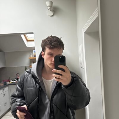 Nikonsy01's profile picture. 