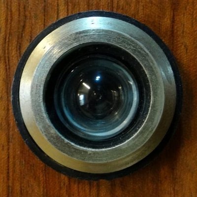 thespyhole's profile picture. Il capolavoro della destra è avervi insegnato ad odiare i poveri, nonostante siate poveri.