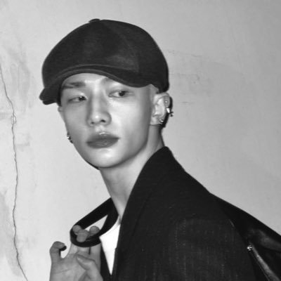 fclixssick's profile picture. ATE *ੈ✩‧₊˚ | she/her | 18