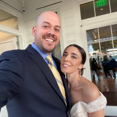 gomezcm14's profile picture. Family from 🇳🇮, born in PA 🇺🇸, grew up in FL, OH & 🇧🇷. Happily married to Ju Bender Dorneles . Vice President with Baker Hughes. Go Gators!