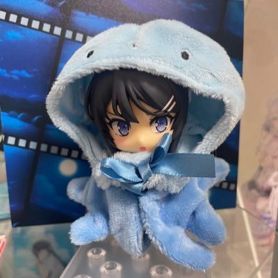 F_1202mai's profile picture. 麻衣さん推しです。 最近ヴァンガード始めました。