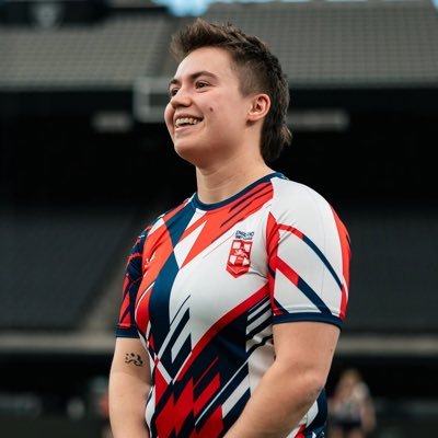 katiemot13's profile picture. St Helens Women 🏉