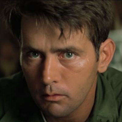 Spoliniesque's profile picture. Opinion politique: Scorsesien
⭐⭐
🔴⚪