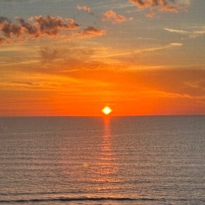 u_grrrl's profile picture. Girl Love is Good Love