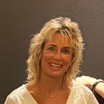 PmcsnoopyPatty's profile picture. 6th grade Science/ 💍 mom of 2 boys care list: https://t.co/VBtvfKKMcI #clearthelists