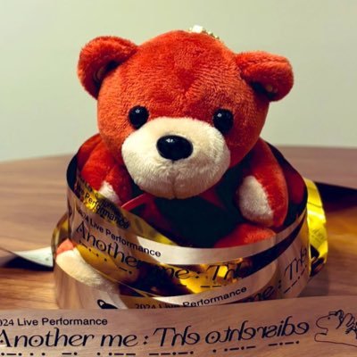 navmevmivke666's profile picture. 三宅健くんlove🧡健くんより少し年下のIVYです🧸小学生の頃からV6に人生助けられてきました😭健くんの優しさや愛がとても温かく🥹ファンになれて同じ時代を生きられて幸せ🌷アイドル続けてくれてありがとう🙏皆々様よろしくお願いします🙇‍♀️V6 is forever💙💜💚❤️🧡💛